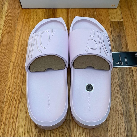 Air Jordan Women’s Nola Slides - Picture 4 of 6